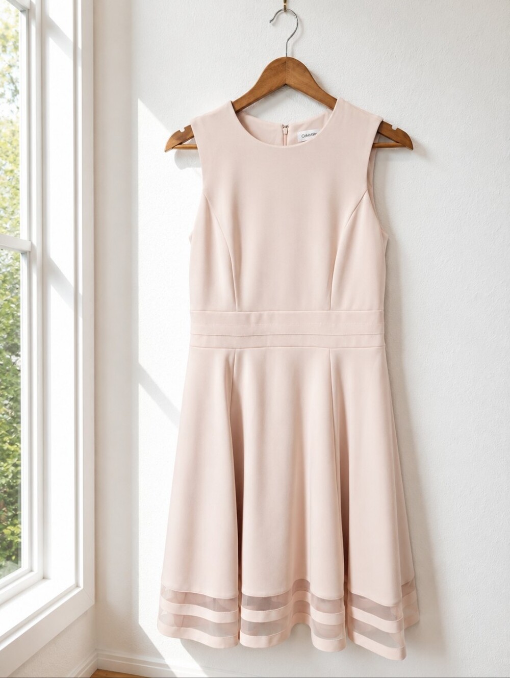 Calvin Klein Blush Pink Fitโ & Flare Mesh Hem Dress Size 6 Wedding Guest